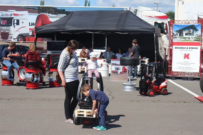 F&uuml;r jeden etwas zu entdecken gab es zum Berufsaktionstag auch auf dem Autodrom