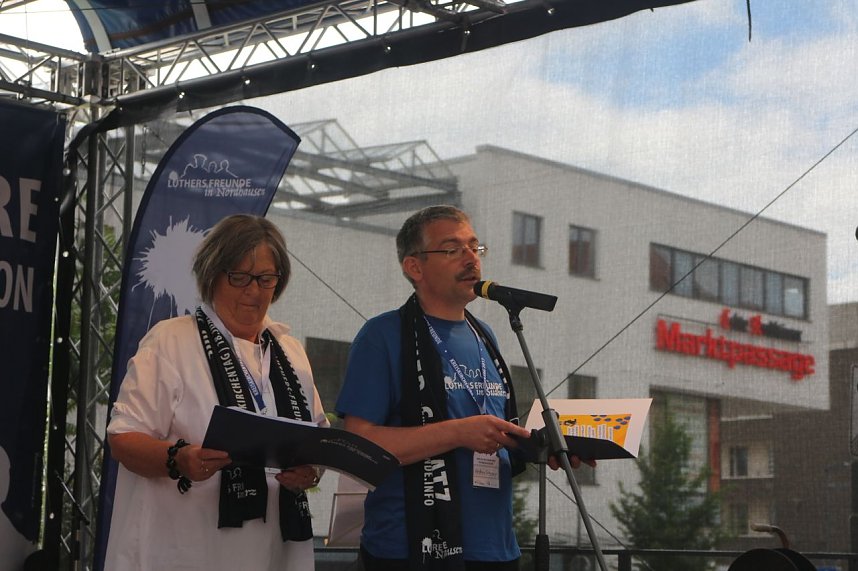 Kreiskirchentag vor der Nordh&auml;user Blasiikirche