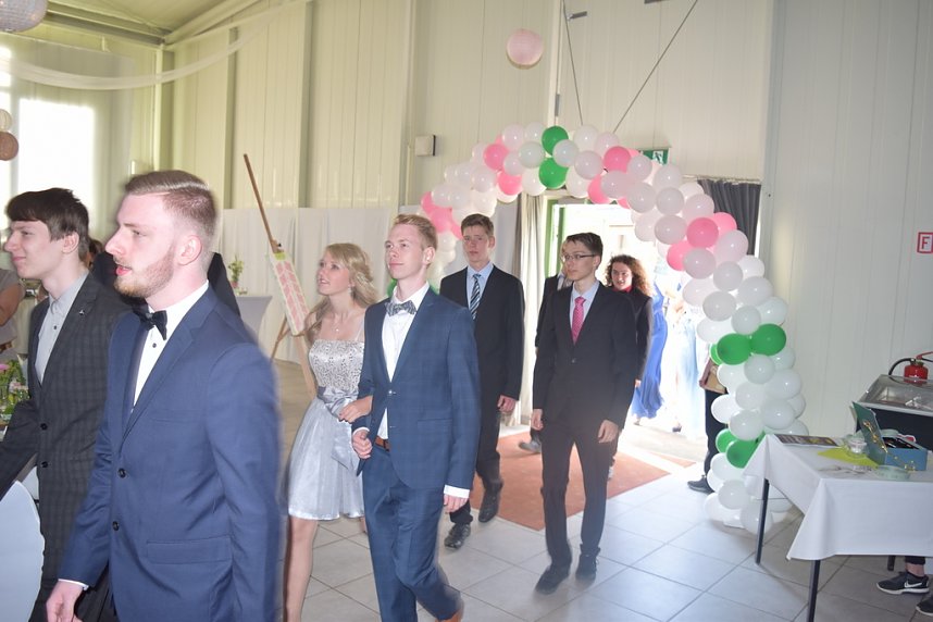 Die RABItsverlassen den Bau