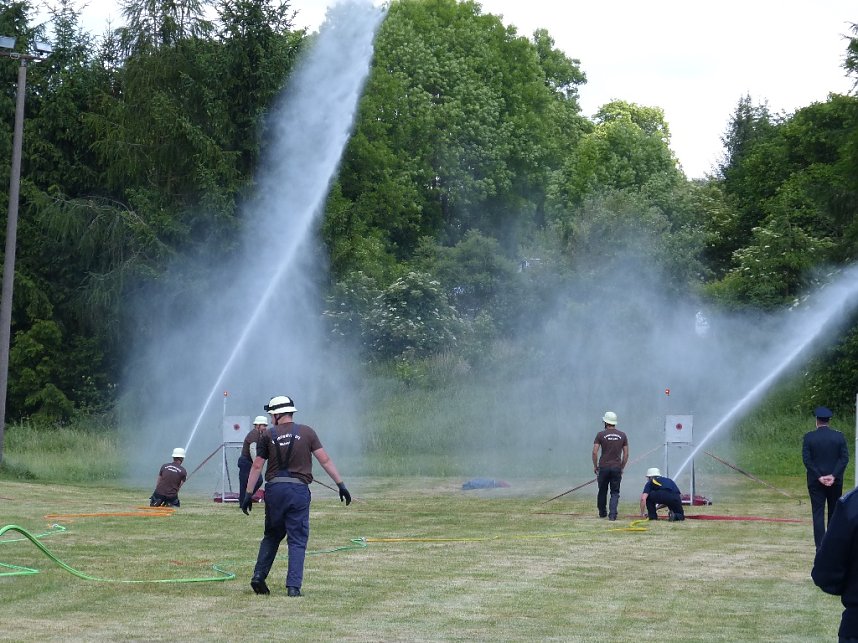 Zum L&ouml;schangriff fertig....
