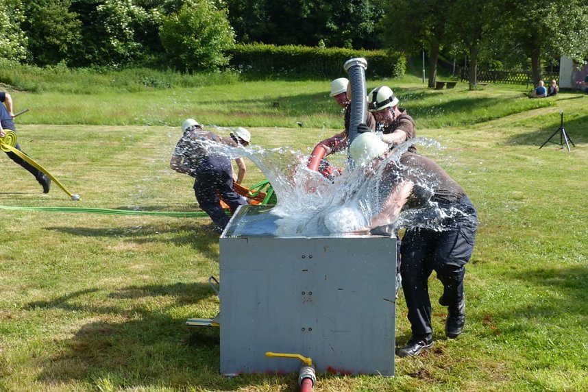 Zum L&ouml;schangriff fertig....
