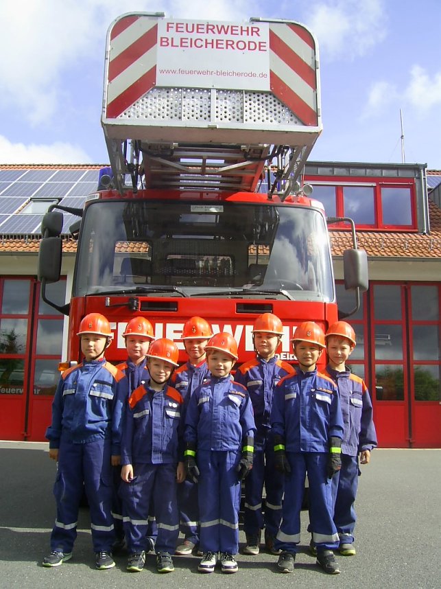 auf dem Gel&auml;nde der Freiwilligen Feuerwehr Bleicherode stellten sich die Kinder der Pr&uuml;fung des Leistungsabzeichens der Th&uuml;ringer Jugendfeuerwehr f