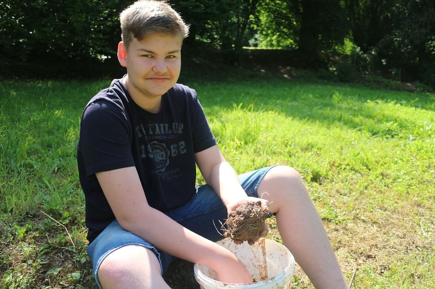 Feldversuch im Park Hohenrode - Wie wurde vor 2.400 Jahren Eisen gewonnen?