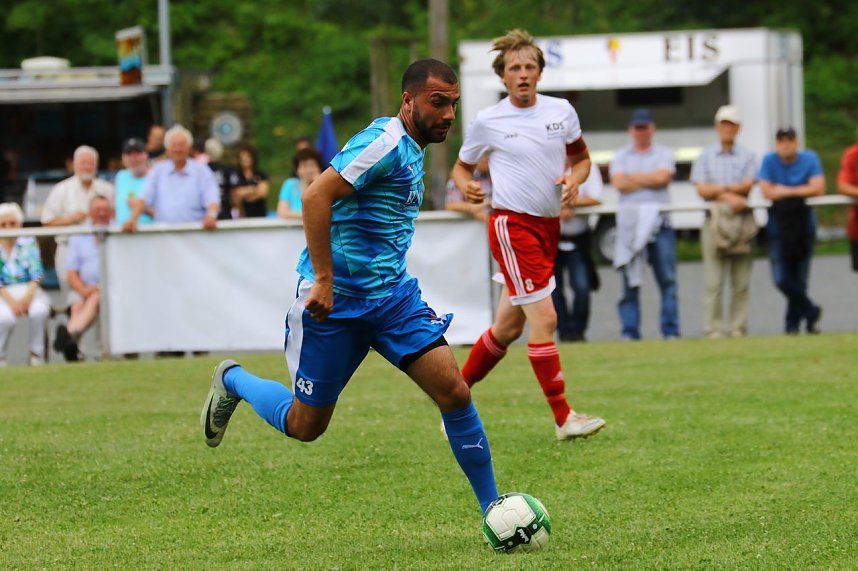Wacke gewinnt 7:1 gegen eine S&uuml;dharz-Auswahl