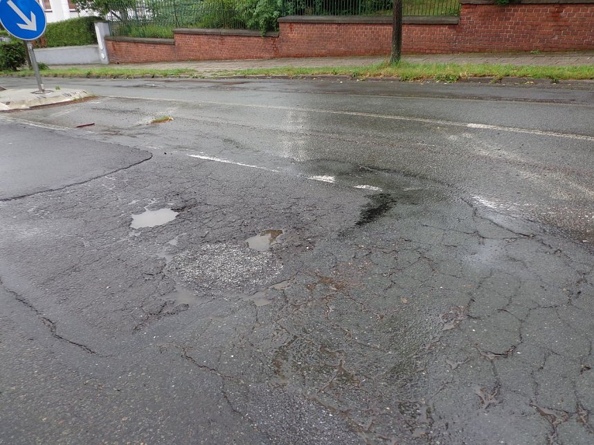 Stra&szlig;enzustand macht vielen Genossen Sorgen