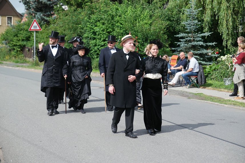 Festumzug in Woffleben