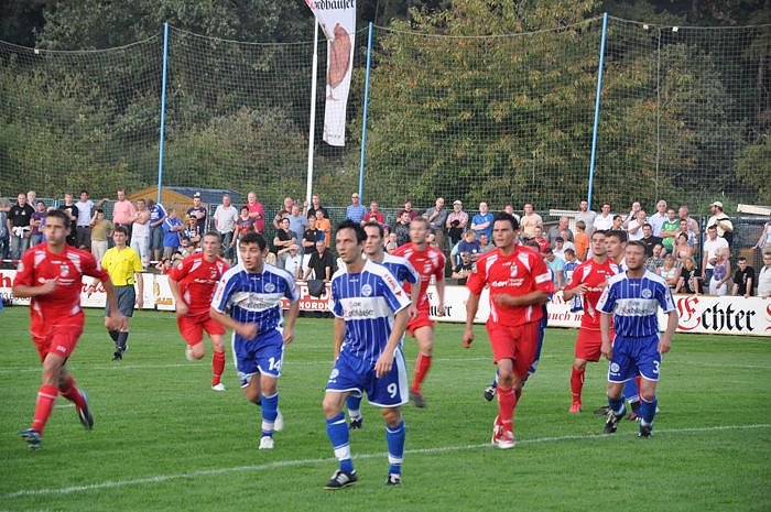 Wacker gegen FC Rot-Wei&szlig; Erfurt