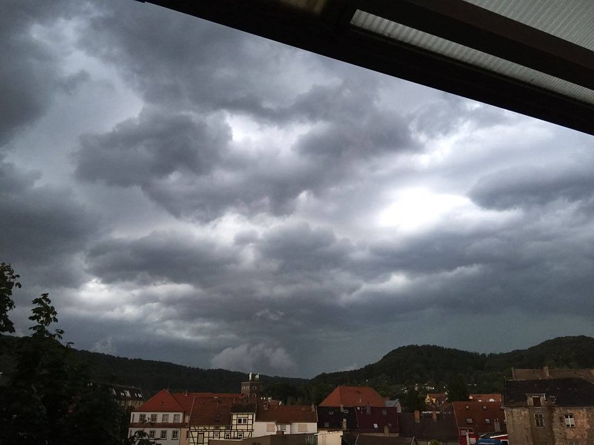 Unwetter &uuml;ber Bleicherode und von Schate in Richtung Werther