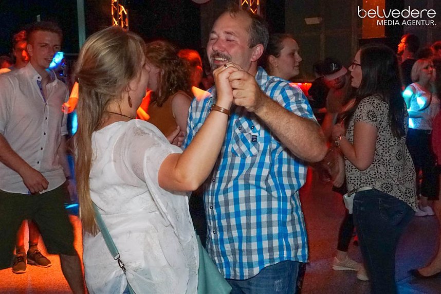 Party im Jugendclubhaus in Nordhausen - der Samstag