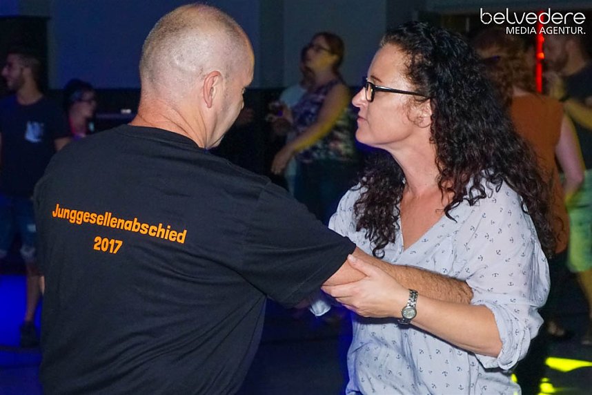Party im Jugendclubhaus in Nordhausen - der Samstag
