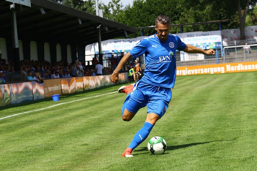 Mageres Unentschieden zum Auftakt