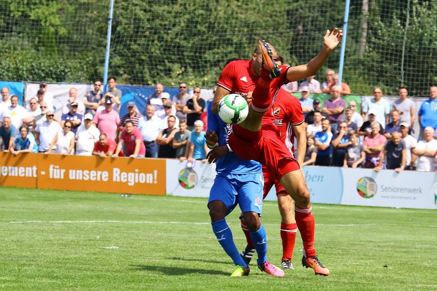 Mageres Unentschieden zum Auftakt