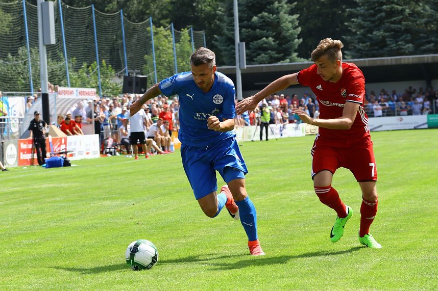 Mageres Unentschieden zum Auftakt