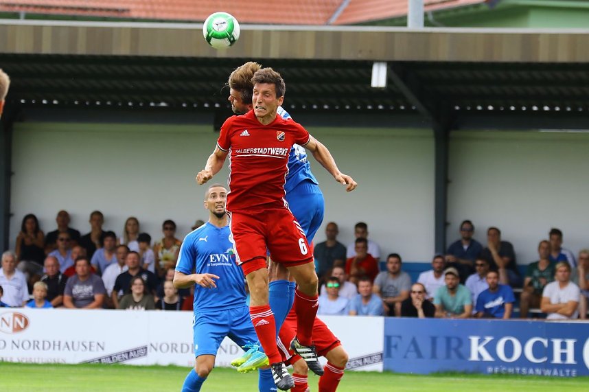 Mageres Unentschieden zum Auftakt