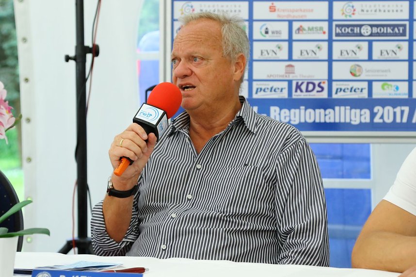 Mageres Unentschieden zum Auftakt