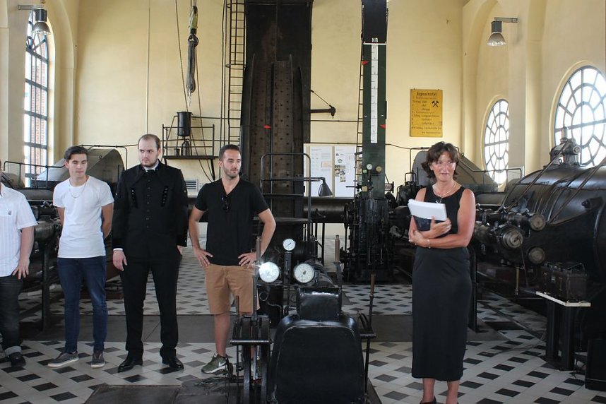 Bergbautechnologen beendeten Ausbildung