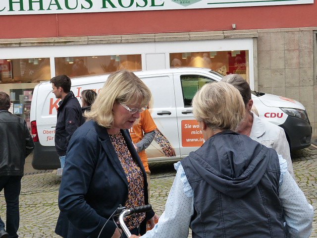 Wahlkampf zwischen Obst und Gem&uuml;se