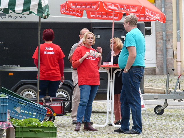 Wahlkampf zwischen Obst und Gem&uuml;se
