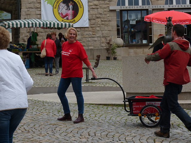 Wahlkampf zwischen Obst und Gem&uuml;se