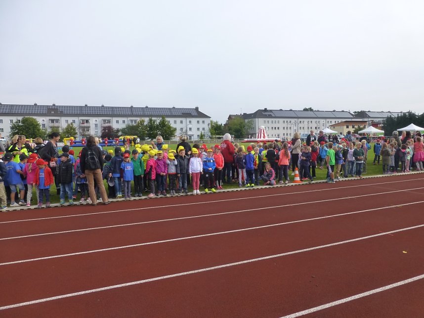 Schulanfangsaktionstag auf dem Hohekreuz-Sportplatz
