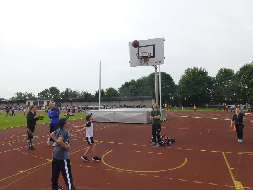 Schulanfangsaktionstag auf dem Hohekreuz-Sportplatz