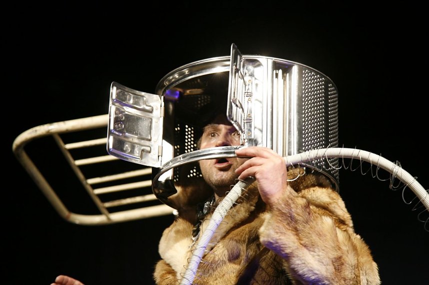 Comedy & Kindertheater im Zappelini-Zelt