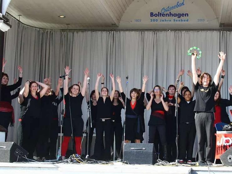 JOY`N`US im Kuhstall