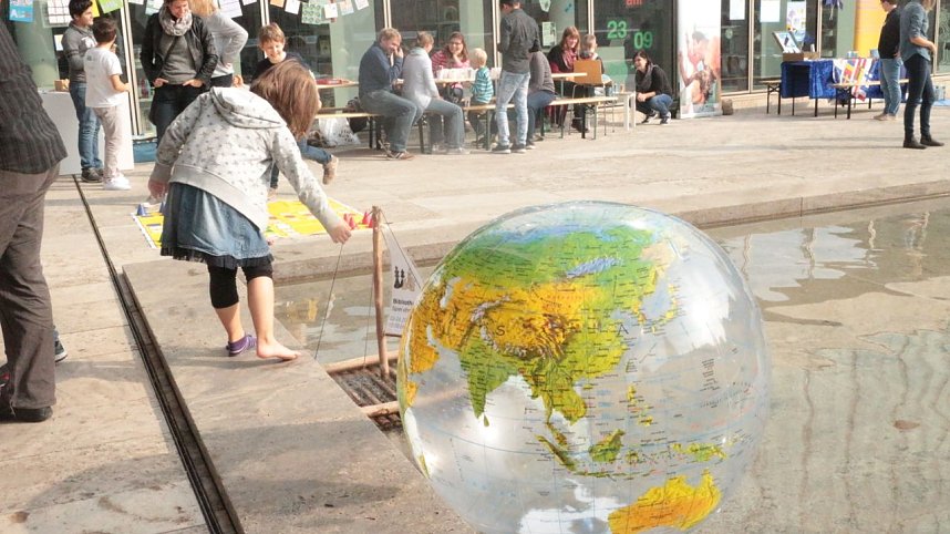 Spurensicherung in der Stadtbibliothek