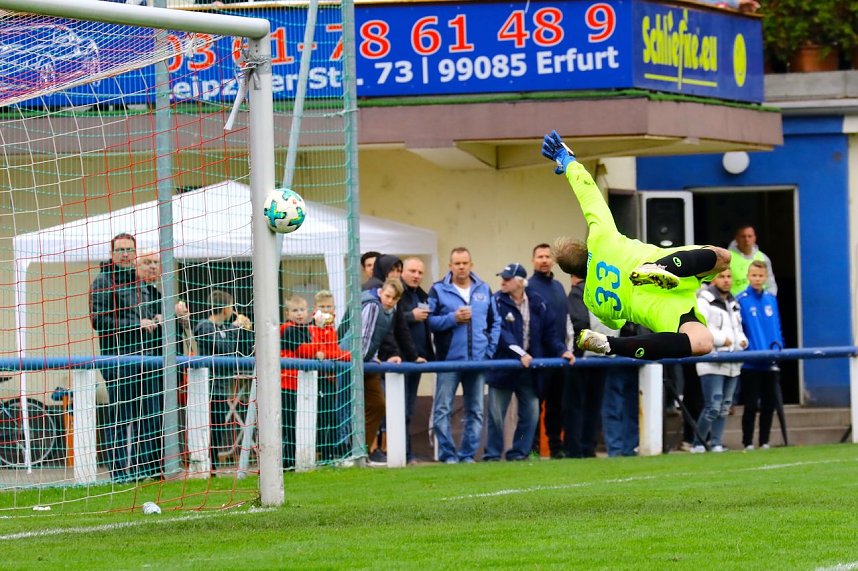 Wacker gewinnt 8:0 bei Erfurt-Nord