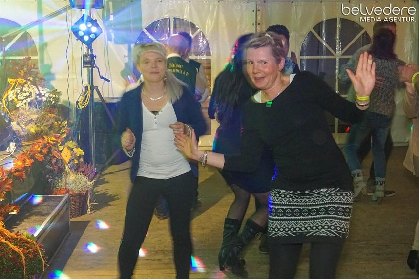 Kirmestanz im Samstagabend