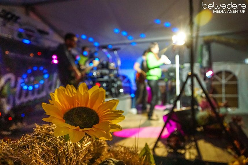 Kirmestanz im Samstagabend