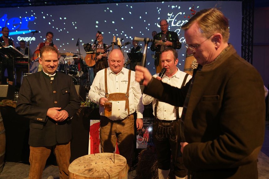 Wettnageln zwischen Helmut Peter, Dieter Althaus und Bodo Ramelow. Der MP a.D. gewnn eindeutig