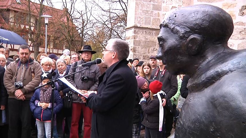 Luther-Denkmal vor der Blasii-Kirche eingeweiht