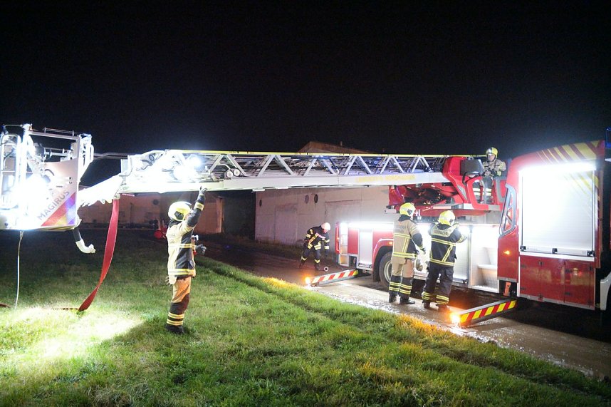 Gro&szlig;&uuml;bung der Nordh&auml;user Wehren