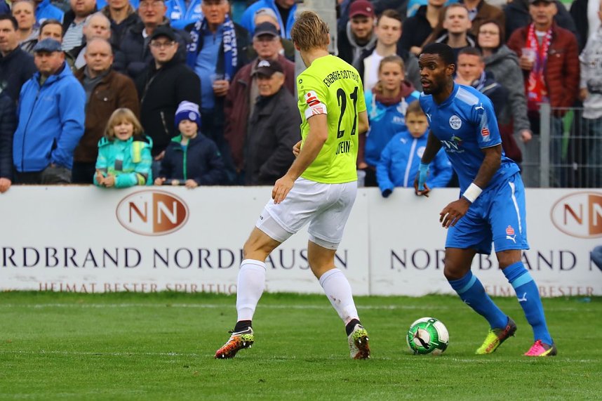 Unentschieden im Spitzenspiel