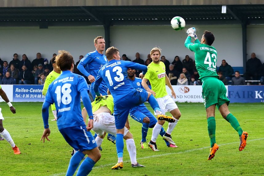 Unentschieden im Spitzenspiel