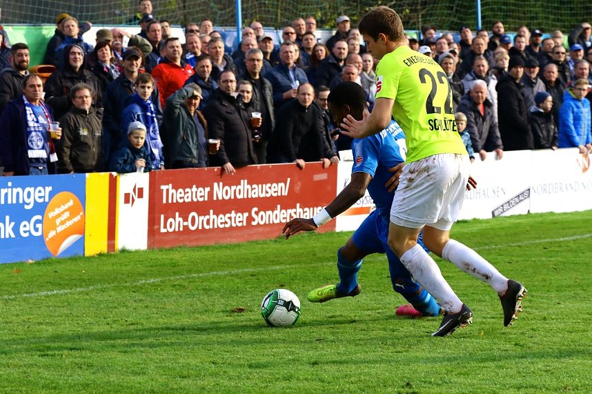 Unentschieden im Spitzenspiel