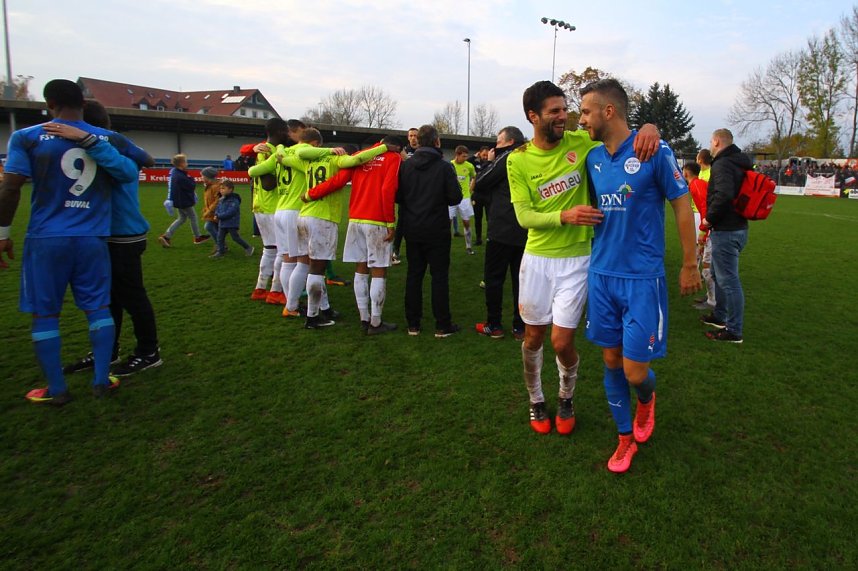 Unentschieden im Spitzenspiel