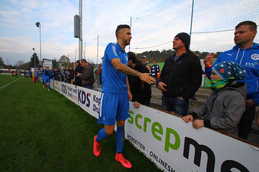 Unentschieden im Spitzenspiel