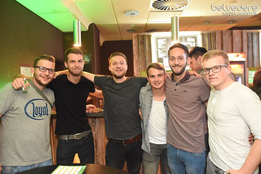 Party im Jugendclubhaus