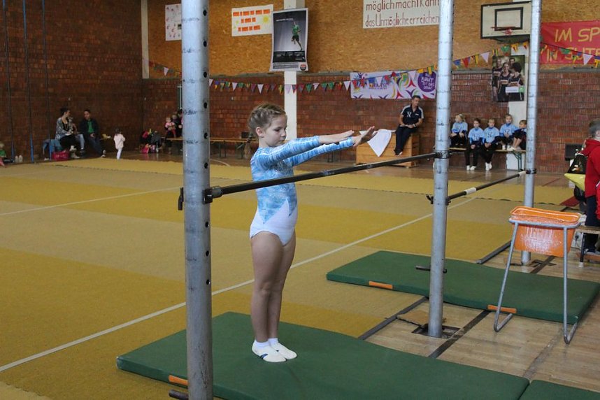Herbstmeisterschaft im Mannschaftsturnen in Sondershausen