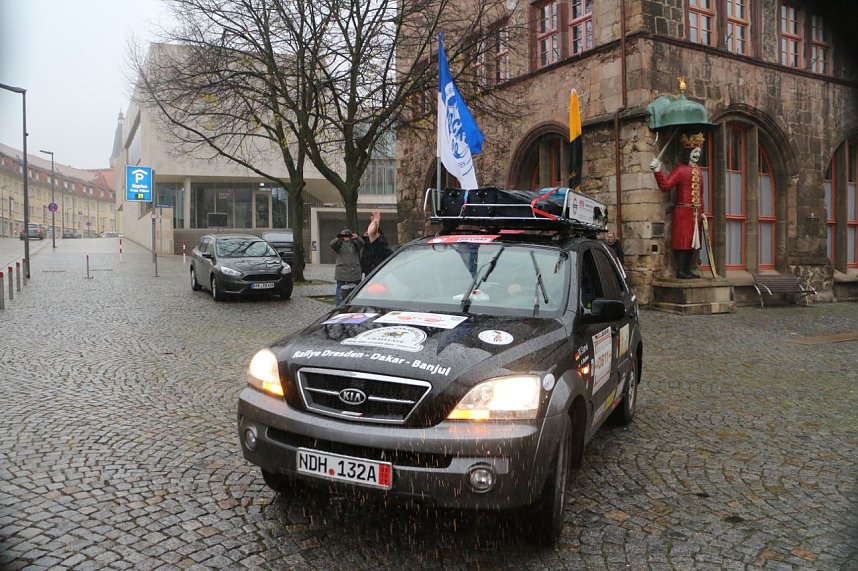 Nordh&auml;user W&uuml;stenf&uuml;chse starten in Richtung S&uuml;den