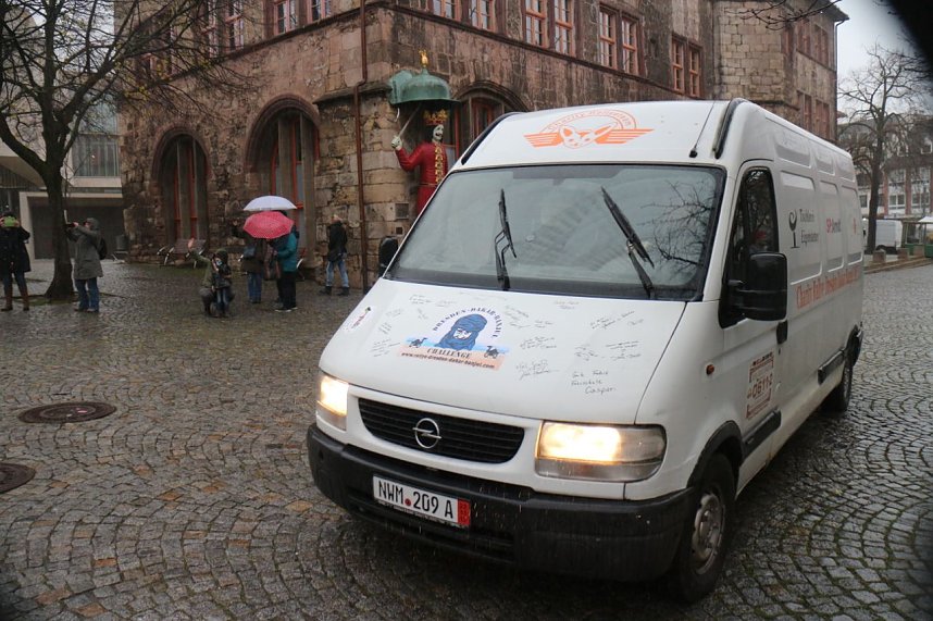 Nordh&auml;user W&uuml;stenf&uuml;chse starten in Richtung S&uuml;den