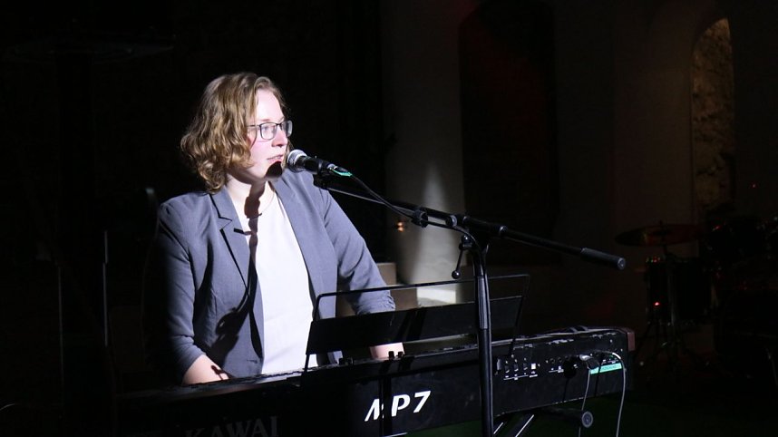 Poetry Slam in der Altendorfer Kirche