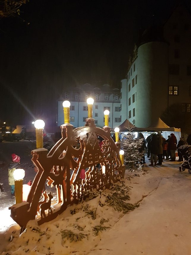 Weihnachtsmann kam mit Traktor