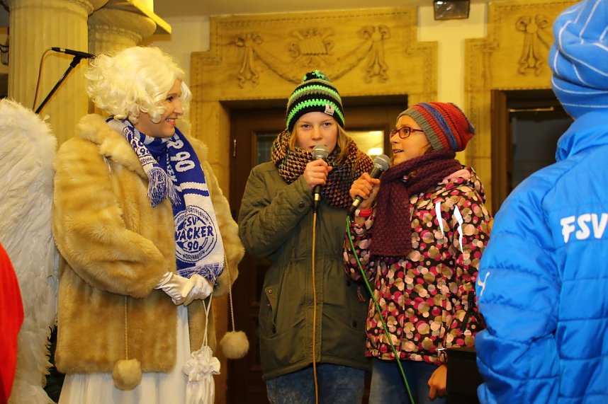 Wacker singt Weihnachtslieder