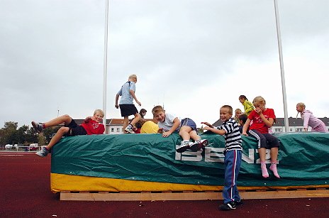 Grundschulsporttag auf dem Hohe-Kreuz-Sportplatz