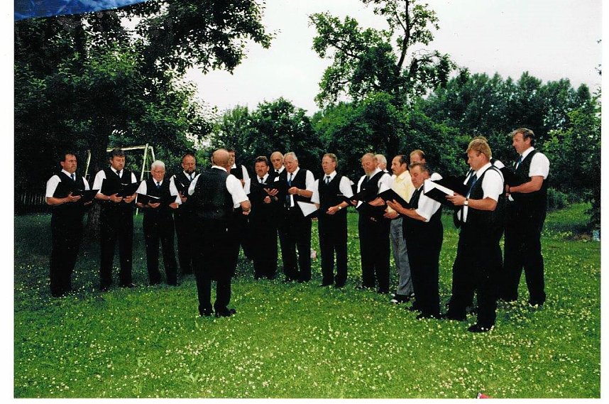 Sch&ouml;n sch&ouml;n h&ouml;rt sich Vereinsleben an