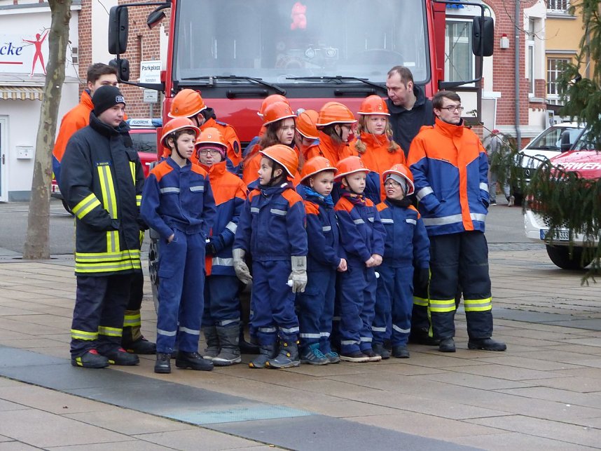 Friedenslicht wurde &uuml;bergeben