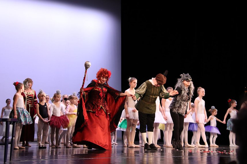 "Die Sch&ouml;ne und das Biest"